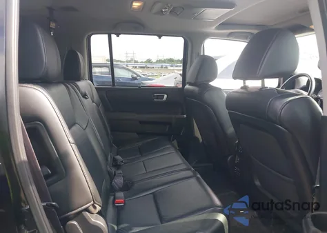 2013 Honda Pilot Touring z USA, uszkodzony, nr VIN 5FNYF4H97DB077712
